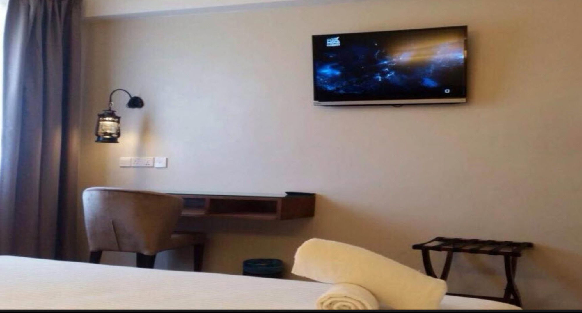 Mandurah Hotel Kuantan Buitenkant foto
